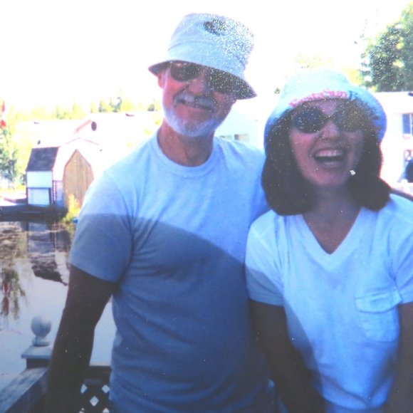 Meet your Posher, Eric - Picture 1 of 1